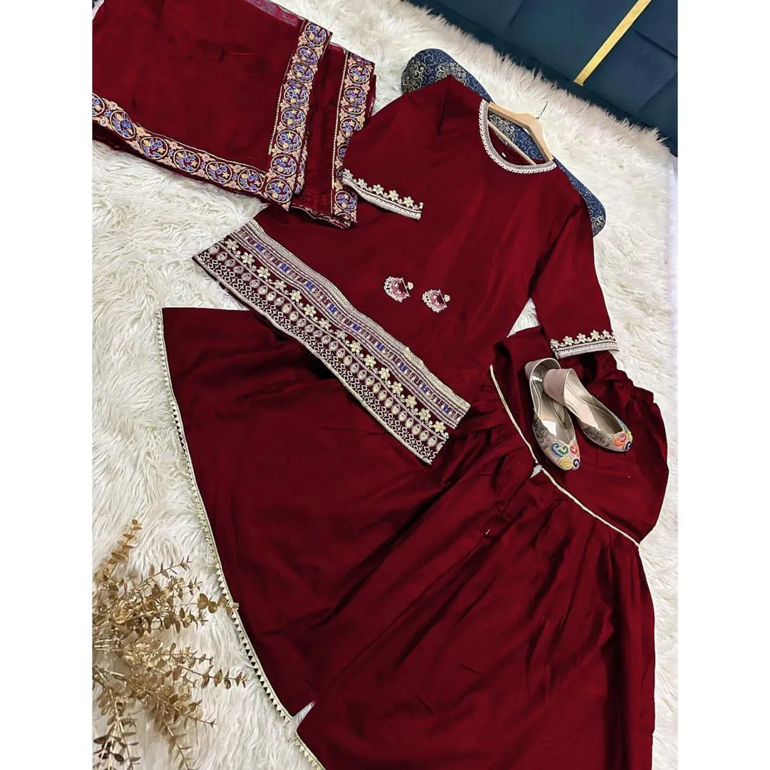 Maroon Embroidered 3Pcs Shamose Silk Set