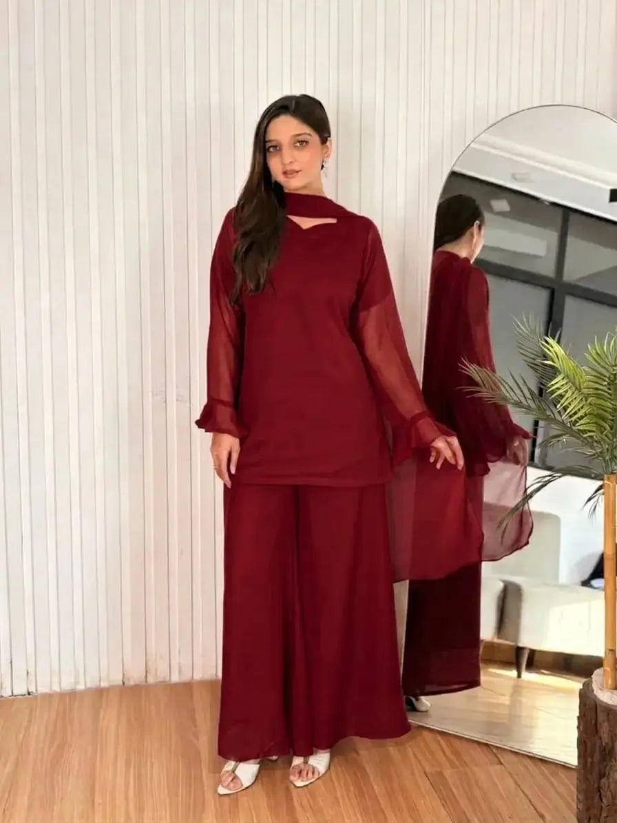 Women's Chiffon Short Shirt Palazzo 3 Piece Suit – Body Fitting Short Shirt with Back Luppi Dori Work, Chiffon Palazzo & Plain Dupatta | Pakistani Stitched Dress