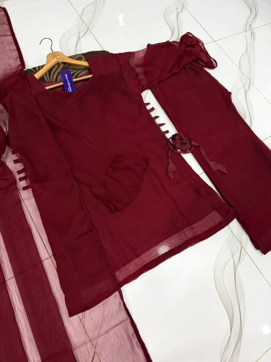 Women's Chiffon Short Shirt Palazzo 3 Piece Suit – Body Fitting Short Shirt with Back Luppi Dori Work, Chiffon Palazzo & Plain Dupatta | Pakistani Stitched Dress