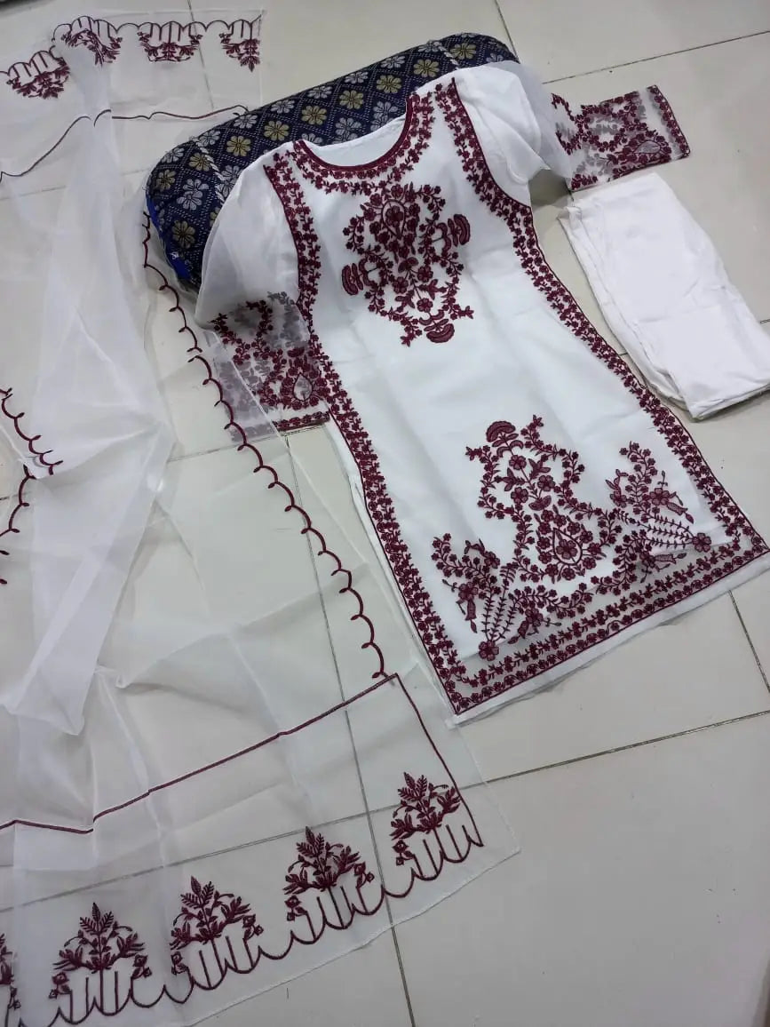 Women's Heavy Embroidered Organza 3 Piece Suit with Embroidered Dupatta – Luxury Party Wear Dress | Eid & Wedding Collection